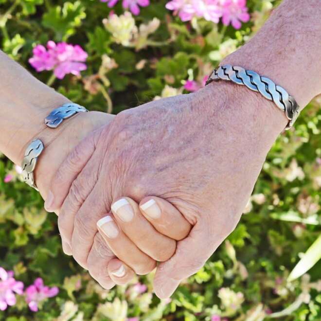 Copper Magnetic Bracelet with a Woven Design in a Pewter Finish